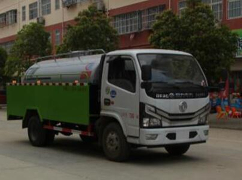 清洗車(管道疏通車)的優(yōu)勢(shì)特點(diǎn)