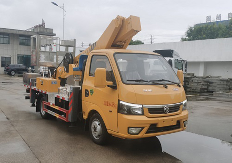 藍(lán)牌東風(fēng)途逸20米單排伸縮臂高空作業(yè)車功能及特點(diǎn)介紹