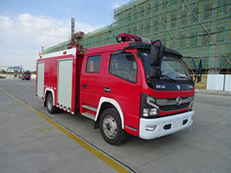CLW5100GXFPM40DF型泡沫消防車1_副本.jpg
